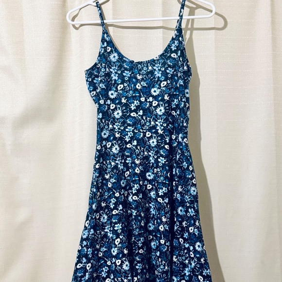 HOTOUCH Women’s Soft Floral Blue Dress size Small - Picture 4 of 6